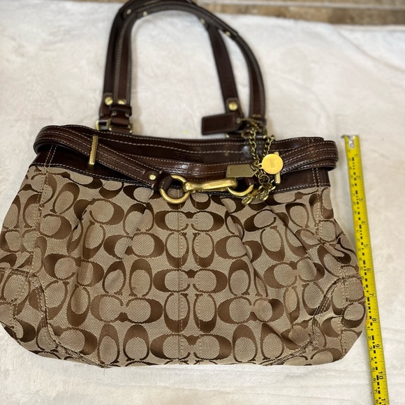 Coach Bag w/gold accents - Picture 8 of 8